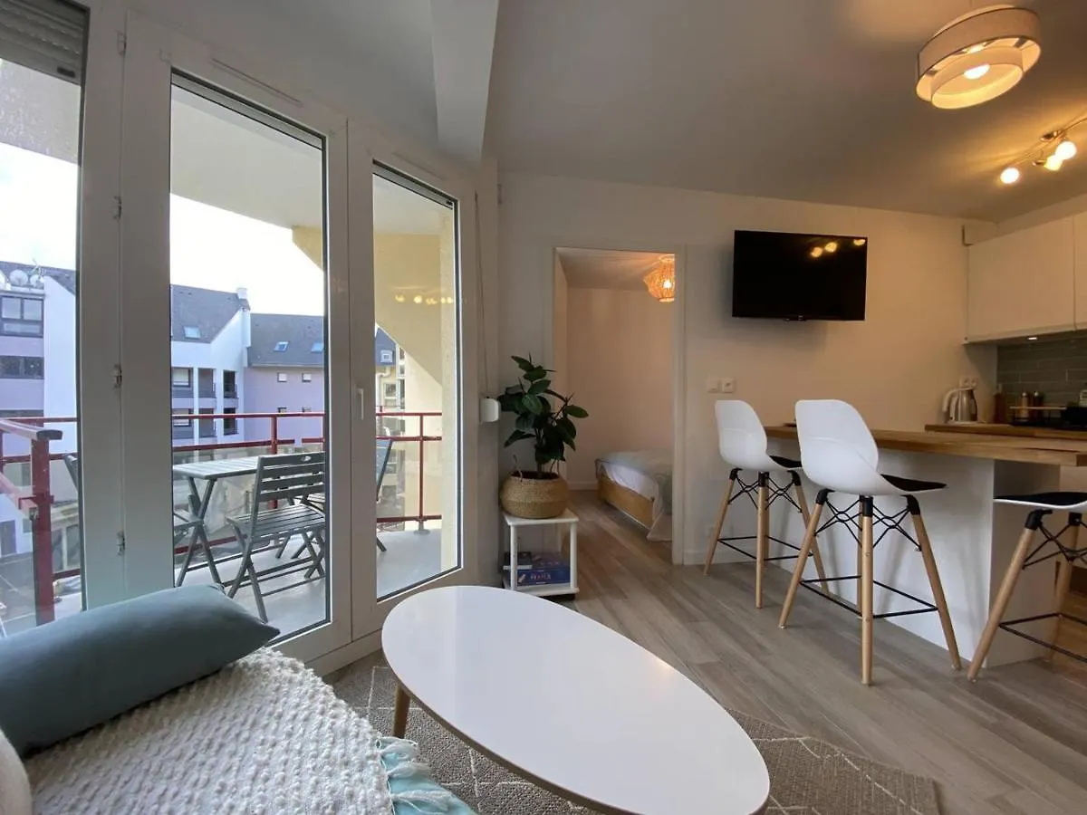 Appartement Renove A 20M De La Plage, Balcon Expose Sud, Garage Prive - Perros-Guirec - Fr-1-368-377